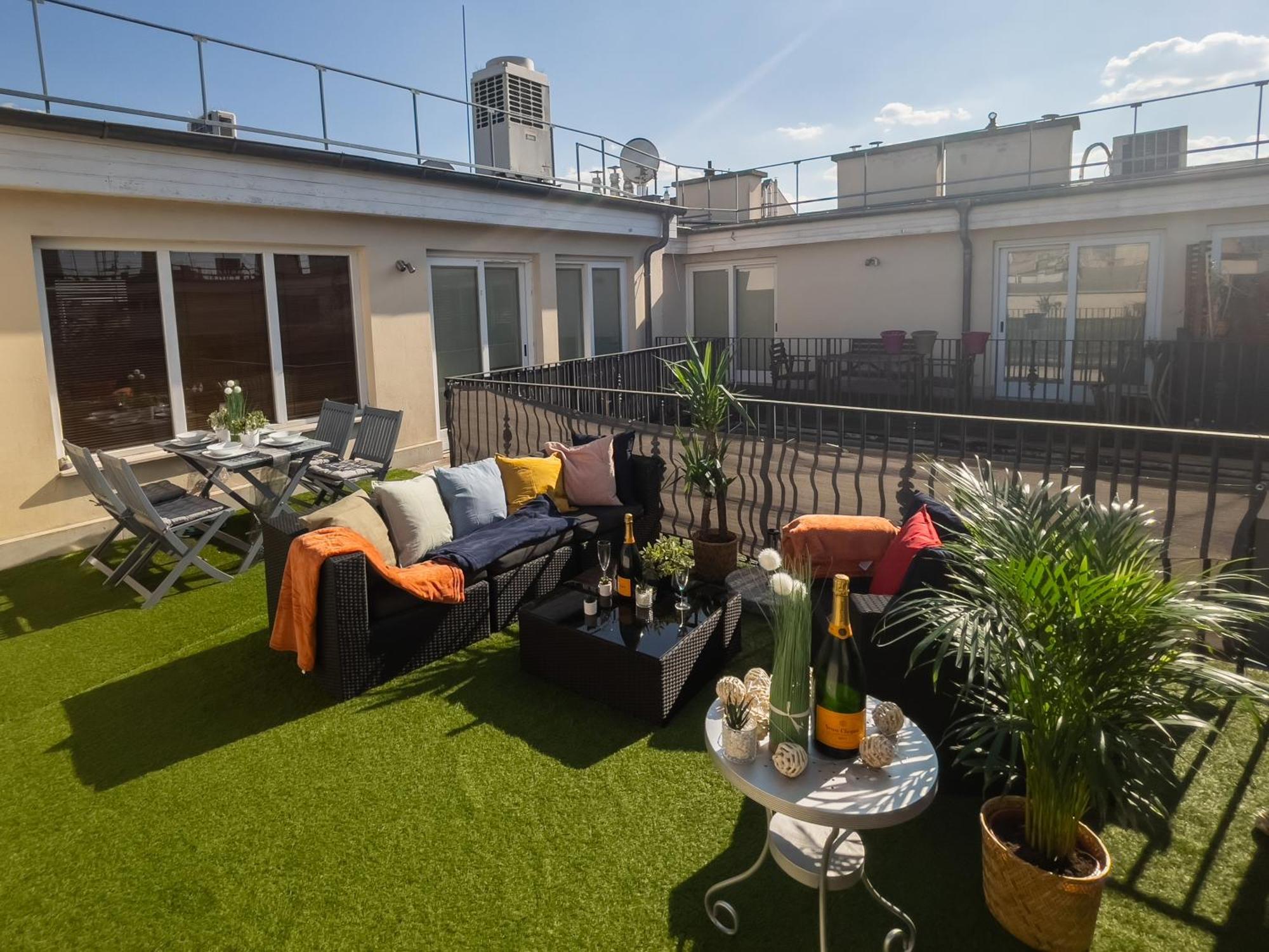 Luxurious Penthouse In The Heart Of Budapest Eksteriør bilde