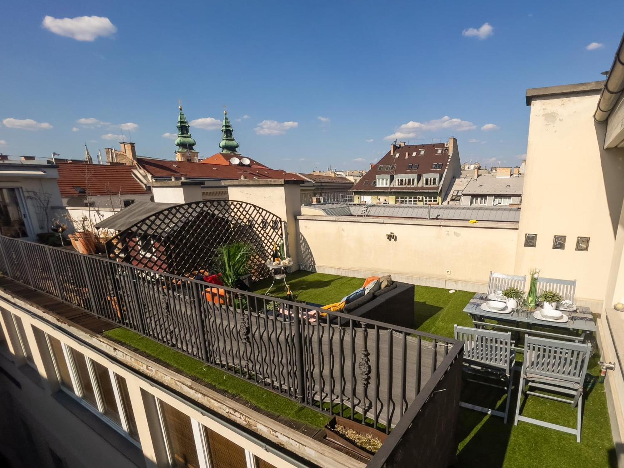 Luxurious Penthouse In The Heart Of Budapest Eksteriør bilde